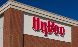 Grocery Roundup: Hy-Vee Debuts Fitness Showrooms; eGrocery Gets Specific