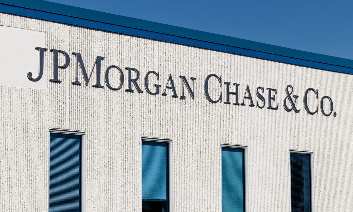 JPMorgan Boosts Dining Investment With Acquisition of Zagat Owner