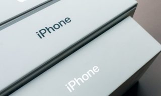 Apple’s iPhone, Services Revenue Challenges Stretch Well Beyond Chip Shortages 