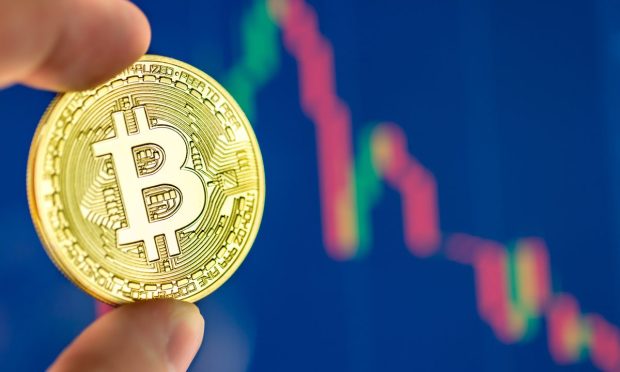 Bitcoin Price Falls 10% in 24 Hours
