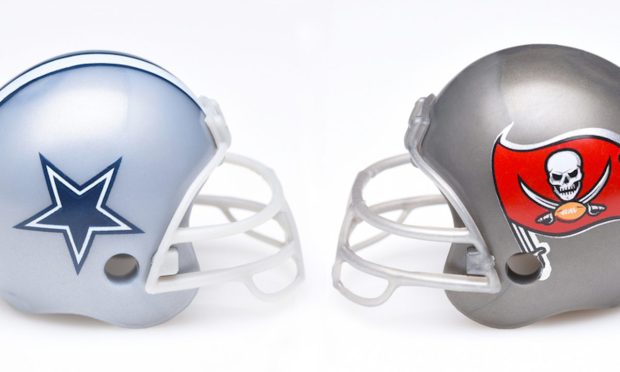 NFL Season 2021 Kicks Off With Cashless — and the Quarterback Who Is Not to Be Named