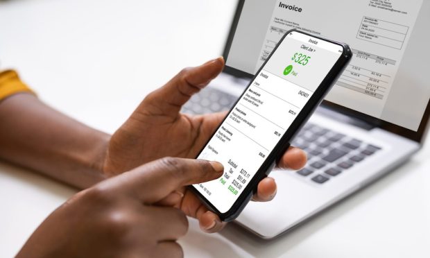 30% of AP Professionals Struggle to Process Invoices Efficiently