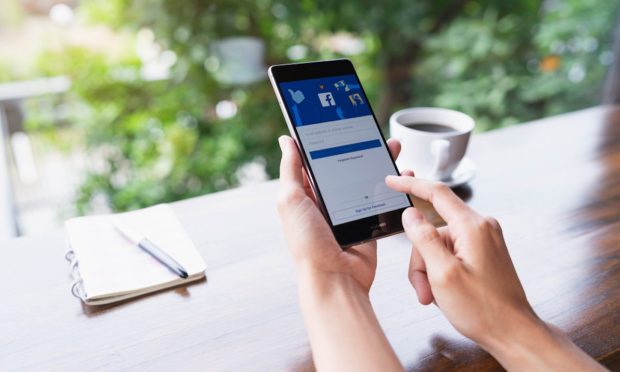 Today in Retail: Facebook’s New Online Shopping Tools; Amazon Gets Over 1M Job Applicants