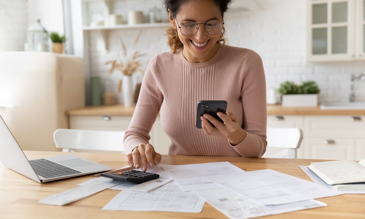 Personal Loan App Ranking Changes, Yet Stays the Same, in a Ranking Riddle