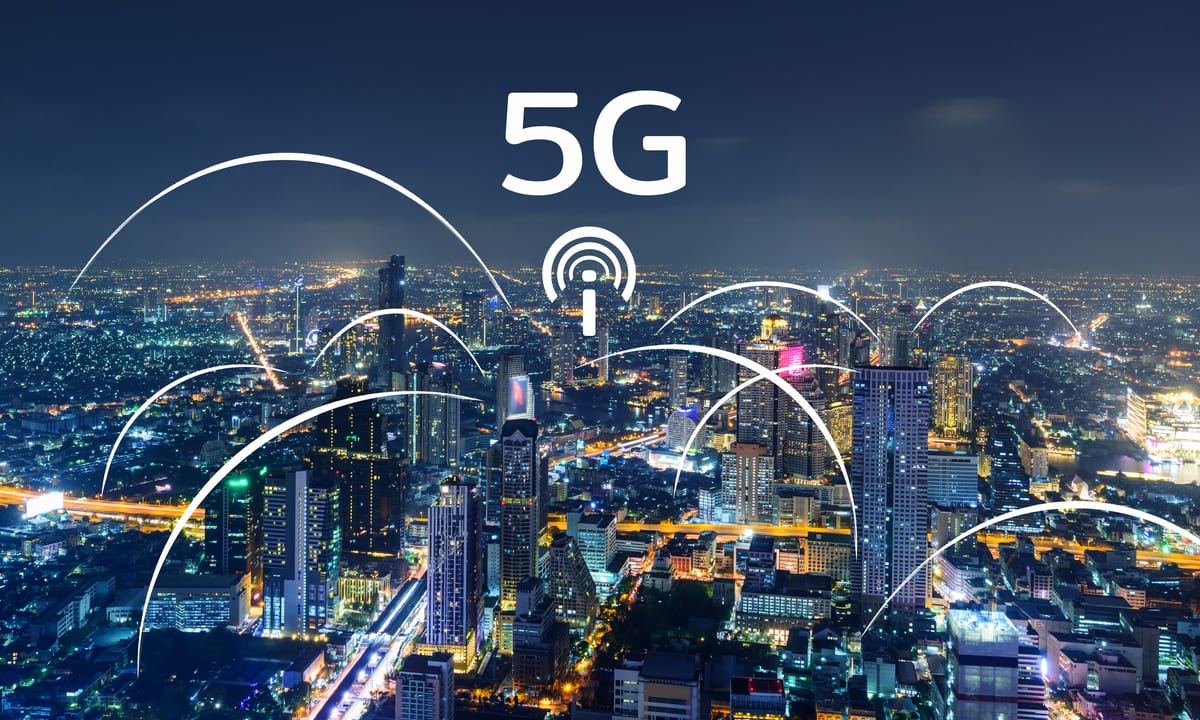 AT&T, Verizon Push Back Over 5G Rollout