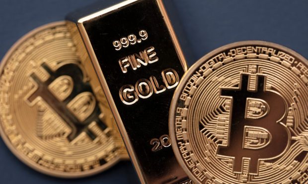Bitcoin Daily: Investors Favor Crypto Over Gold; Mojito Raises $20 Million Toward NFT Services