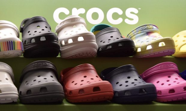 Crocs Gets Boost From Online Sales, Sees ‘Hey Dude’ Brand at $1B