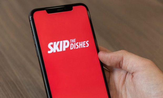 SkipTheDishes Partners With Cargo on B2B Services