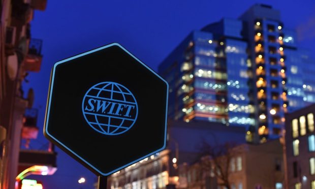 EBA, SWIFT, TCH, Collaborate To Make Cross-Border Payments Faster