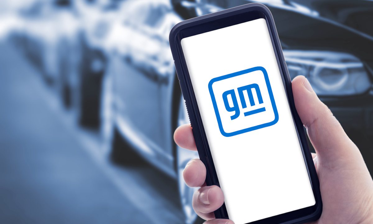 Walmart, FedEx Sign Deal with General Motors for Electric Delivery Vans