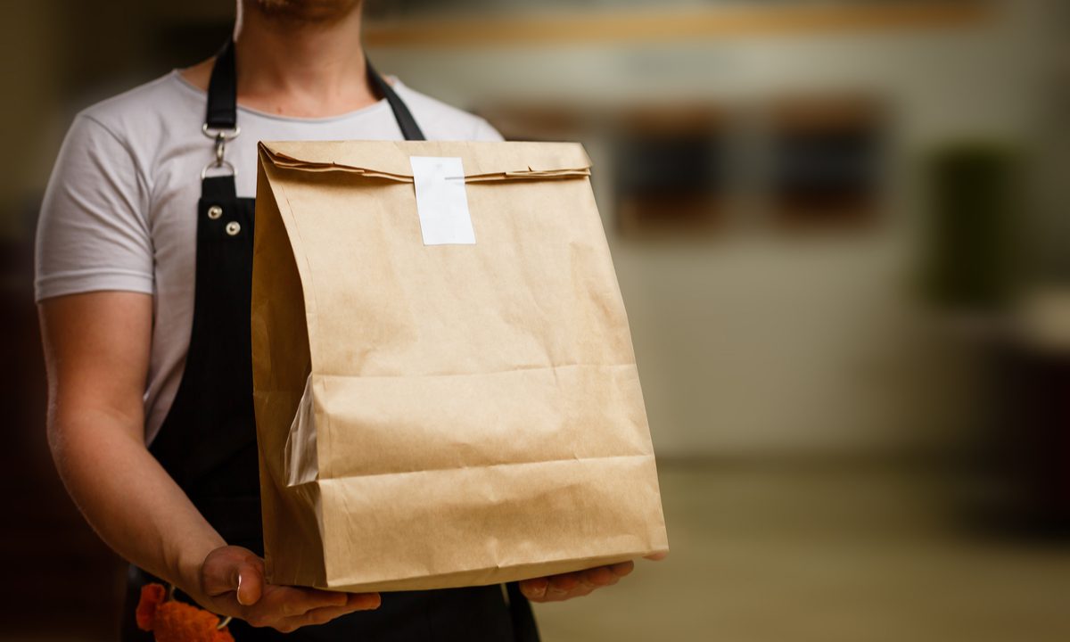 Today in Restaurant and Grocery Tech: Uber Launches Ultrafast Grocery Service in Paris; Chili’s Taps Drone Delivery