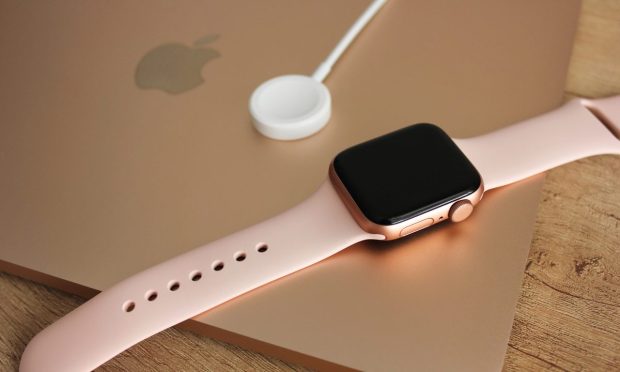 Apple Watch Series 7 Gets Over 24-Hour Bug