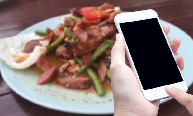 Restaurant Payment Startup sunday Acquires CHK PLZ to Drive Expansion