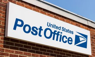 USPS Debuts Paycheck-Cashing Services