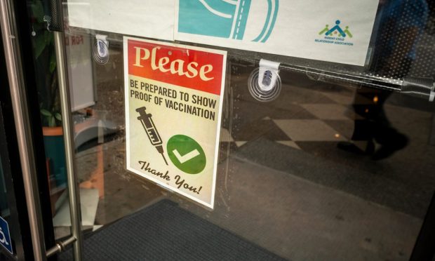 Today in Restaurant and Grocery Tech: LA Mandates Vax for Indoor Dining; C-Stores Compete With QSRs