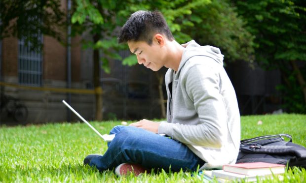 EasyTransfer, Tencent Offer Chinese Students Platform for Overseas Tuition Payment