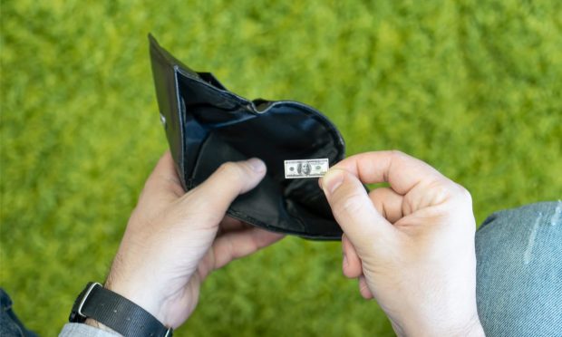 Rising Inflation Lowers Consumer Confidence