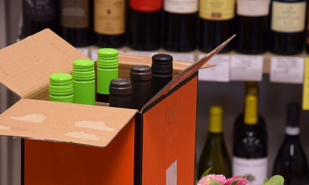 Olo, Uber Expand Restaurant Delivery Fulfillment to Include Alcohol