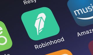 Robinhood Cuts 23% of Staff as Brokerage Sees 34% Drop in Monthly Active Users