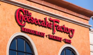 Restaurant Roundup: The Cheesecake Factory Goes Omnichannel; Wingstop Shifts Away from On-Premise