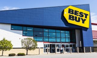 Best Buy Pins Future Sales On HealthTech, Virtual Stores