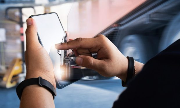 To Tame Supply Chain Challenges, Fleets Turn to Connected Vehicle Solutions 