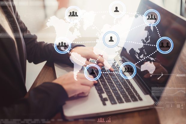 Today in B2B: US, UK Businesses Unsure Whether X-Border Payment Tech Fights Fraud; India Gets First Contactless Biometric Card