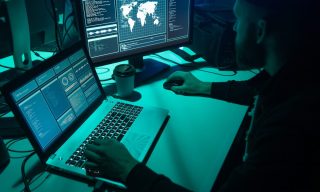 Hackers Target Phones of Small Crypto Investors