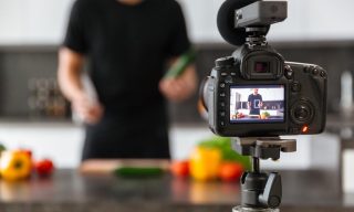 Restaurant Roundup: Goldbelly Uses Shoppable Content to Escape DoorDash’s Chokehold