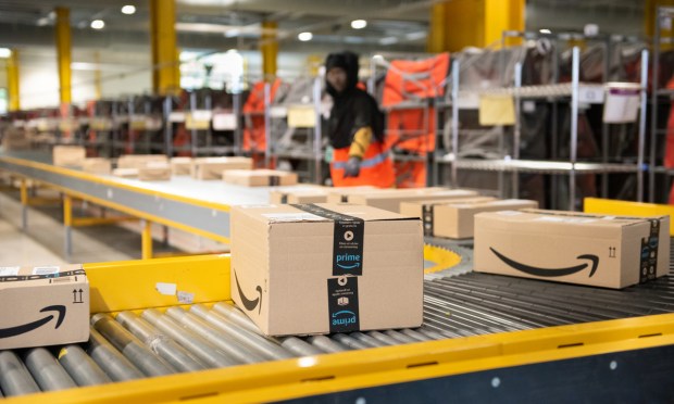 Amazon, Delivery, Holidays, fulfillment
