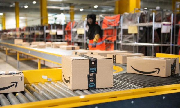 Amazon Doubles Fulfillment Network to Fast-Track Holiday Delivery