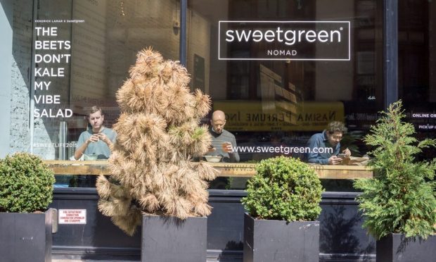 Today in Restaurant and Grocery Tech: Amazon Takes on QSR Industry; Sweetgreen Beats Pricing Estimates 