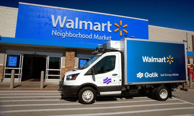Amid Industrywide Labor Crunch, Walmart Rolls out First-Ever Driverless Truck Route