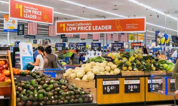 Despite Inflationary Advantage, Walmart’s Grocery Share Slips