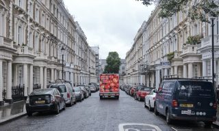 52% of UK Consumers Shop for Groceries Online More Than They Did in 2020