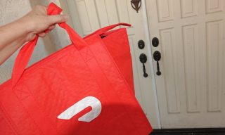 Today in Food Commerce: DoorDash Unveils Members-Only Exclusive Product; Kroger Expands Delivery