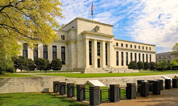 Fed Chair Says Cryptos Aren't Cause for Concern