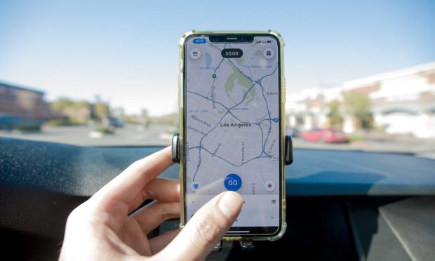 Buckle Expands Auto Insurance Coverage to Gig Delivery Drivers