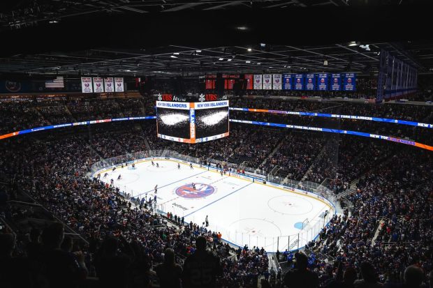 New York Islanders, Fiserv, Cashless Payments, UBS Arena