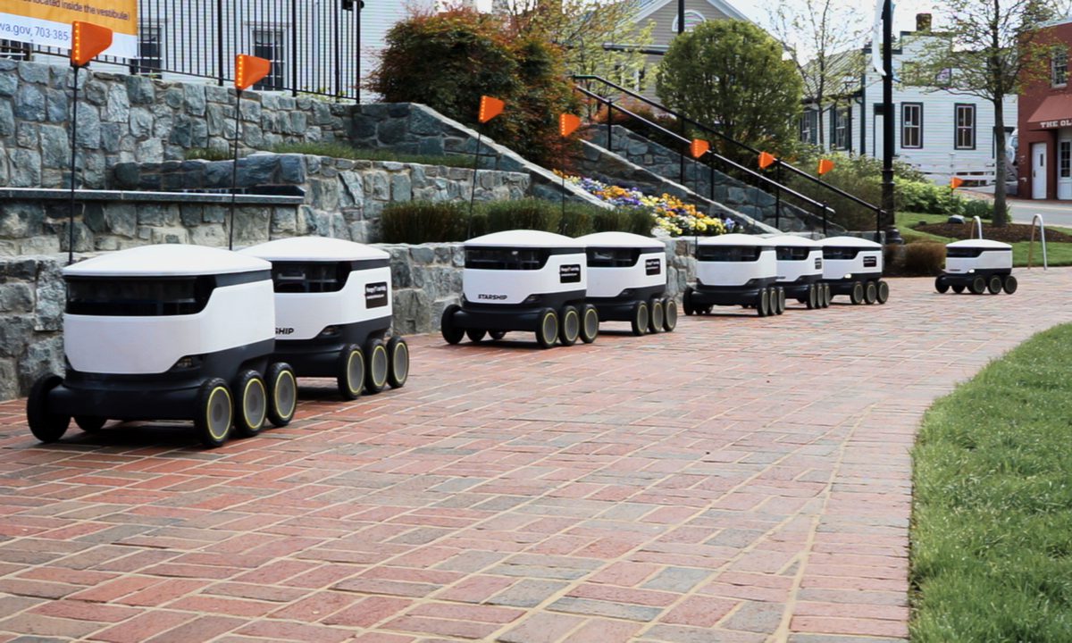 Robotic Restaurant and Retail Workers Roll Toward Reality as Wage and Labor Snags Drag On
