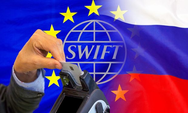 Bank Chief Says Russia Anticipates Staying Connected to SWIFT