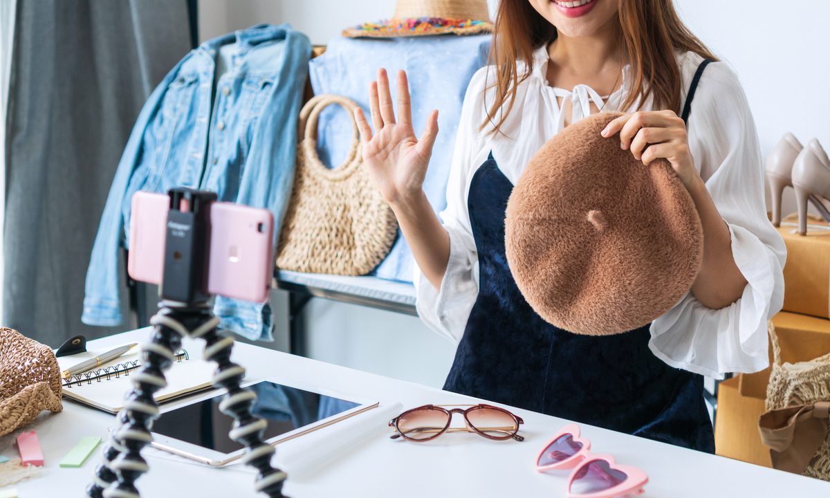 Today in Retail: Social Commerce Set to Explode; Handling Holiday Returns