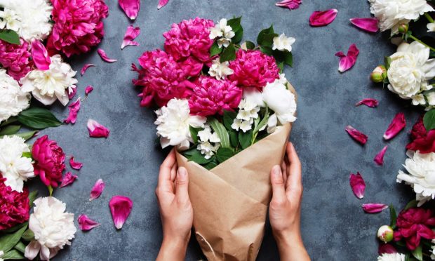 1-800-Flowers.com Announces Valentine’s Day Gifts and Experiences
