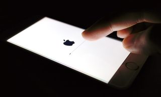 Apple’s Latest Payments Move May Be Too Little, Too Late