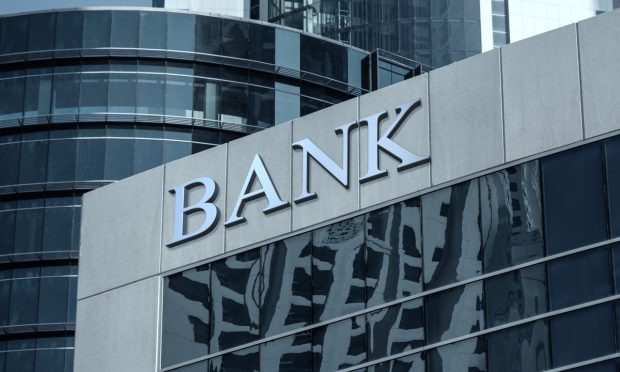 US Banks Closed Record Number of Branches in 2021