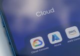Bank of England Probes Cloud Titans Over Banking Risks