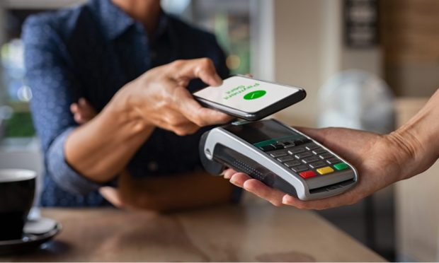 Report: Contactless Payments Gain on Credit Cards