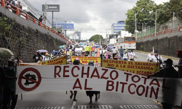 El Salvador’s Bitcoin-as-Currency Experiment Ends 2021 on a Low Note