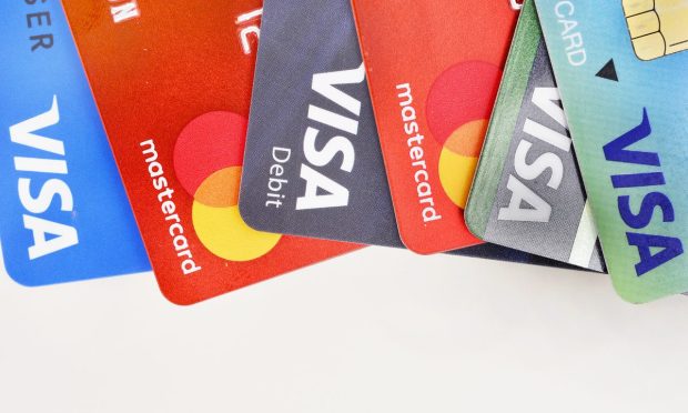US Retailers May Face an Uphill Road To Challenge Visa, Mastercard Swipe Fees 