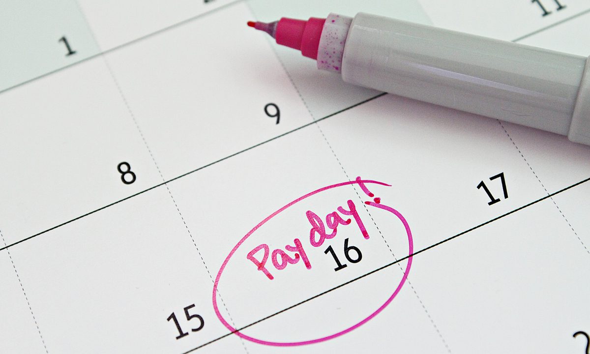 The Truth Behind Paycheck-to-Paycheck Living